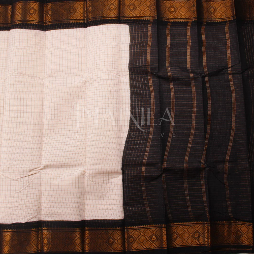 White Handwoven Sungudi Saree