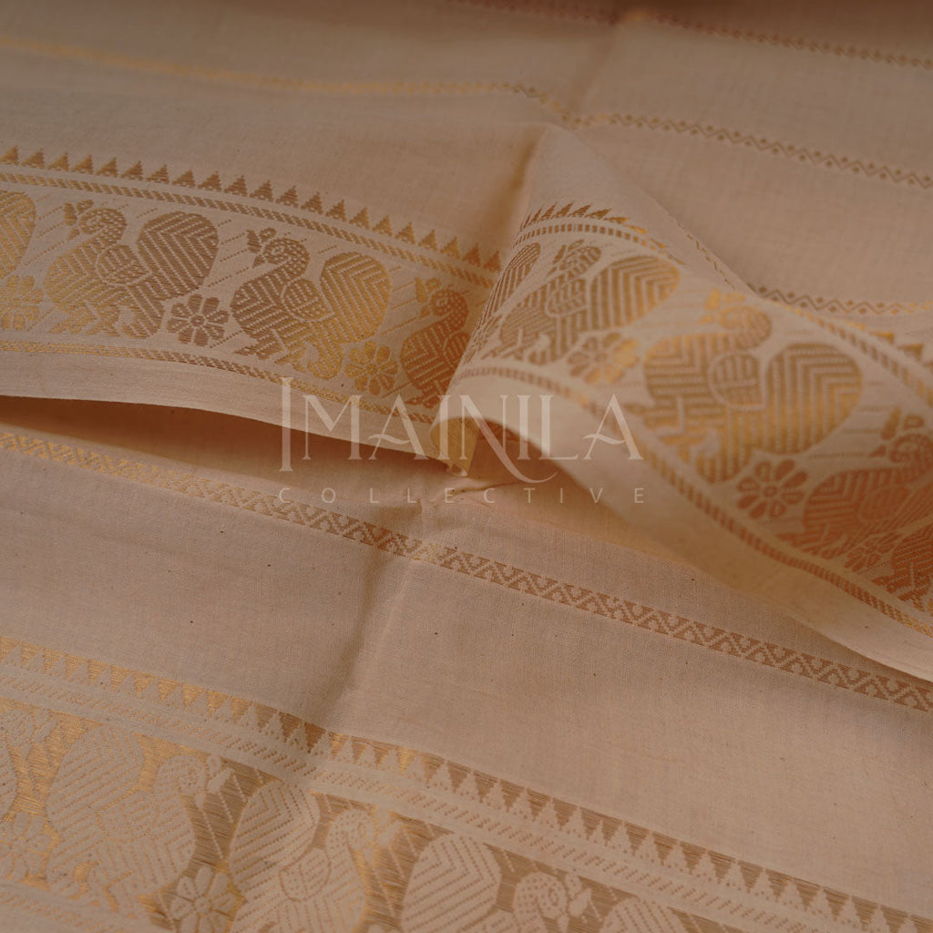 Beige Handwoven Sungudi Saree